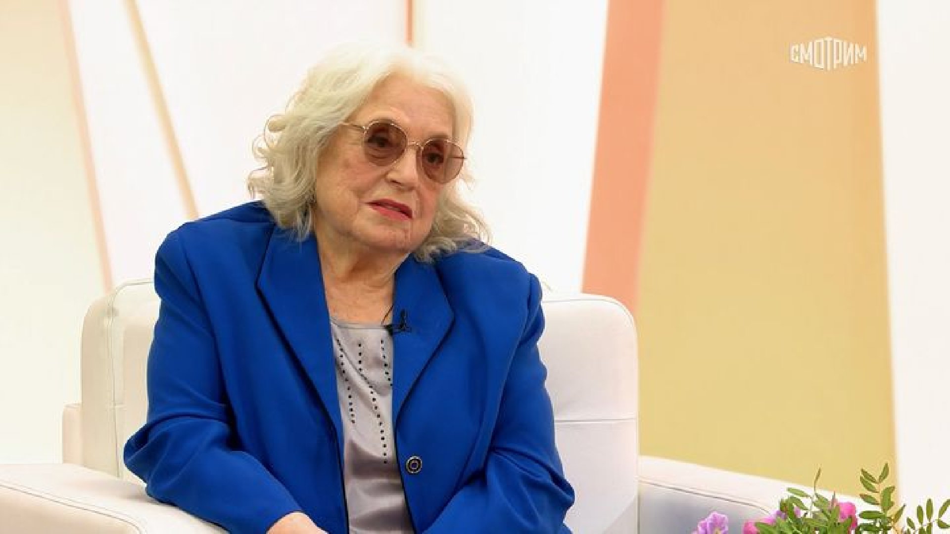 Стало известно о самочувствии 87-летней Федосеевой-Шукшиной после вызова скорой