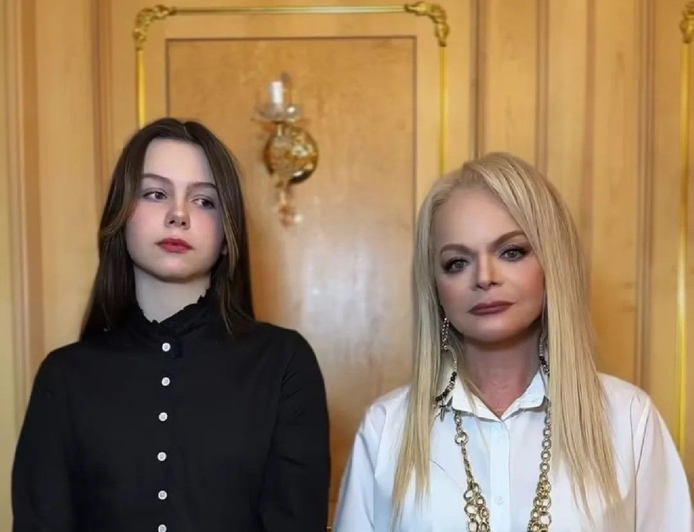 &laquo;Муж бабушки к её маме ночью приходил?&raquo;: тайна отцовства 14-летней внучки Ларисы Долиной и за что девочку травят в школе