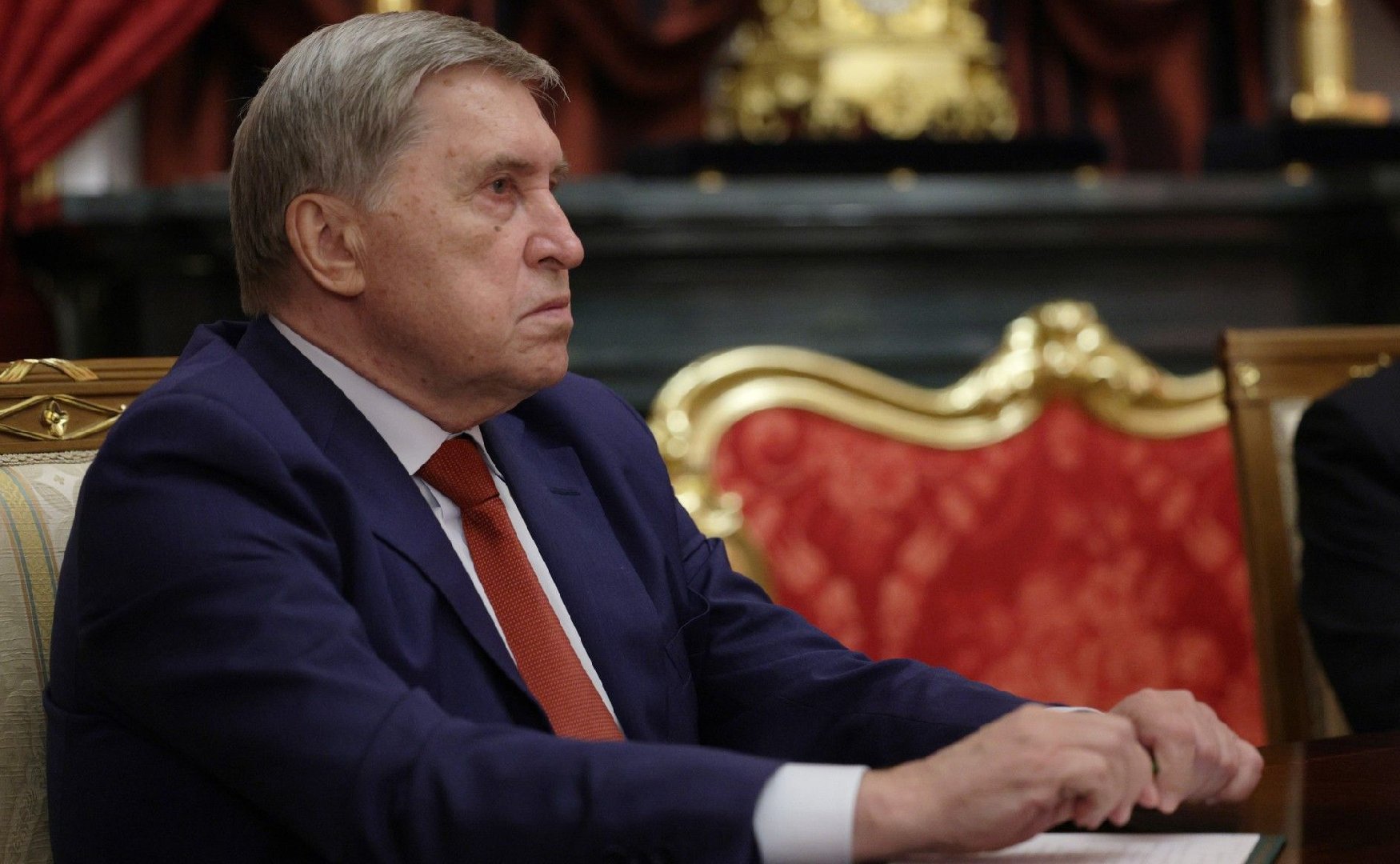 Ушаков ответил на вопрос о сроках возобновления мирных переговоров по Украине