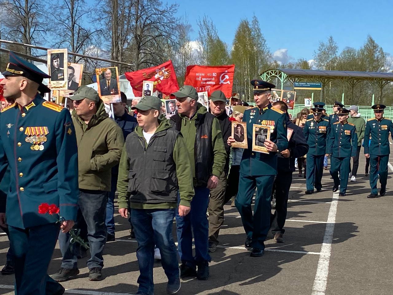 Бессмертный полк парк победы