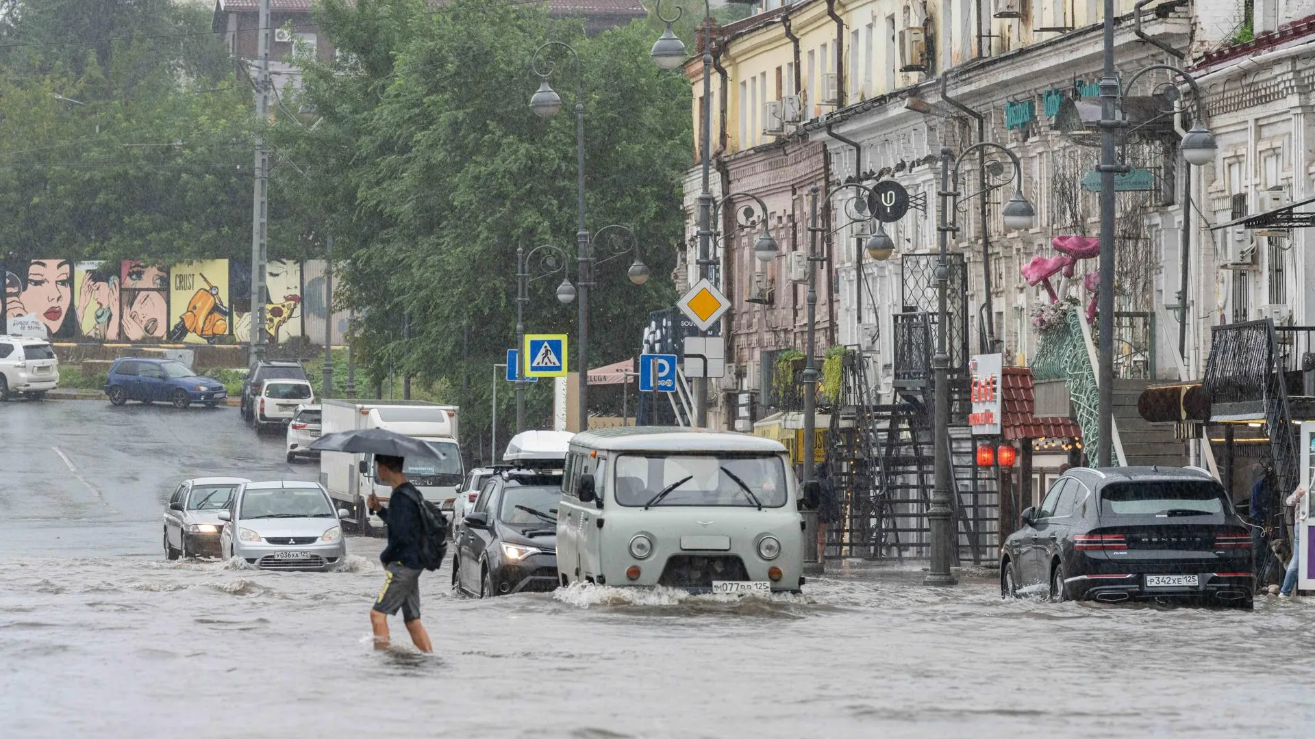 Движение вверх. Избежать последствий паводков поможет переселение на возвышенные места