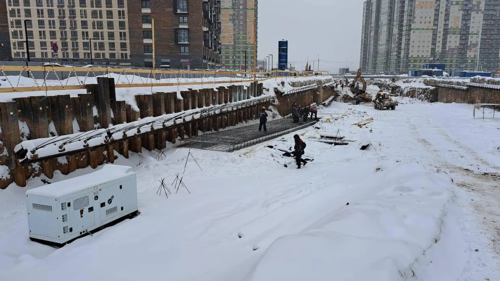 Устройство подпорных стен началось в тоннеле в Путилково