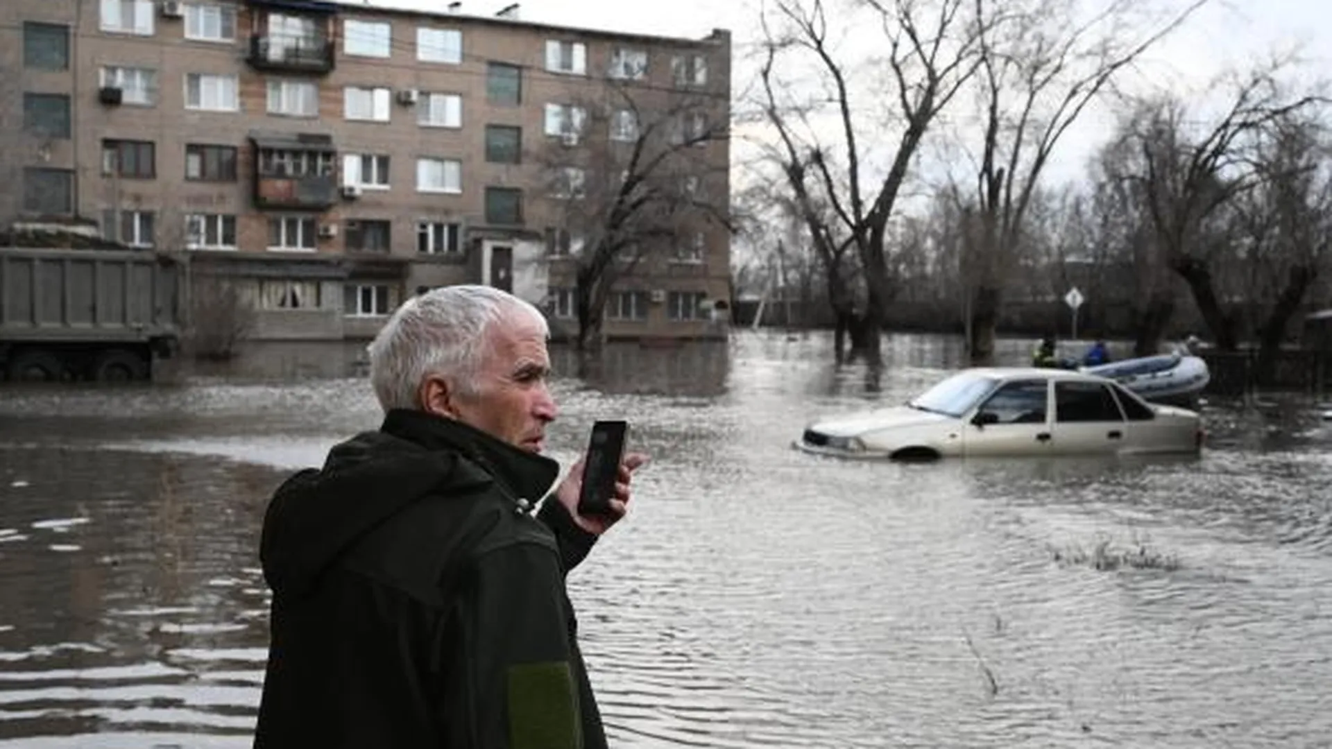 Уровень воды в реке Урал снизился впервые с начала паводка в Орске |  Российские новости - 360tv News