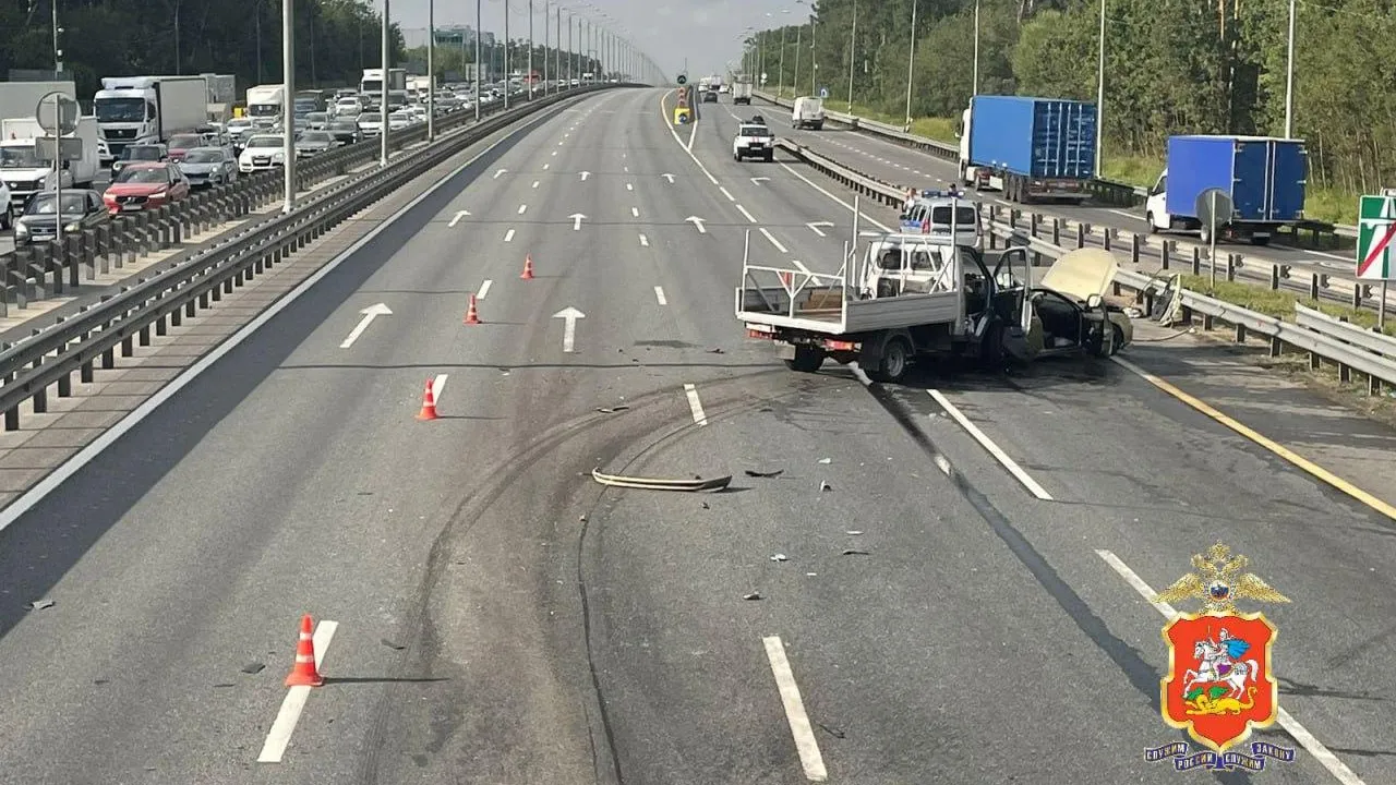 Два человека погибли и трое пострадали в ДТП на трассе М-2 в Подольске |  Российские новости - 360tv News