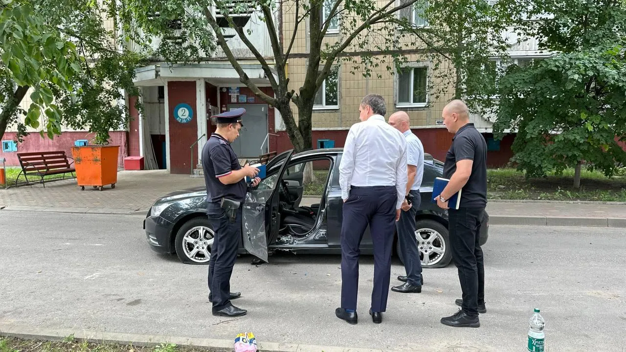 Двое взрослых и ребенок пострадали при взрыве автомобиля в Белгороде |  Российские новости - 360tv News